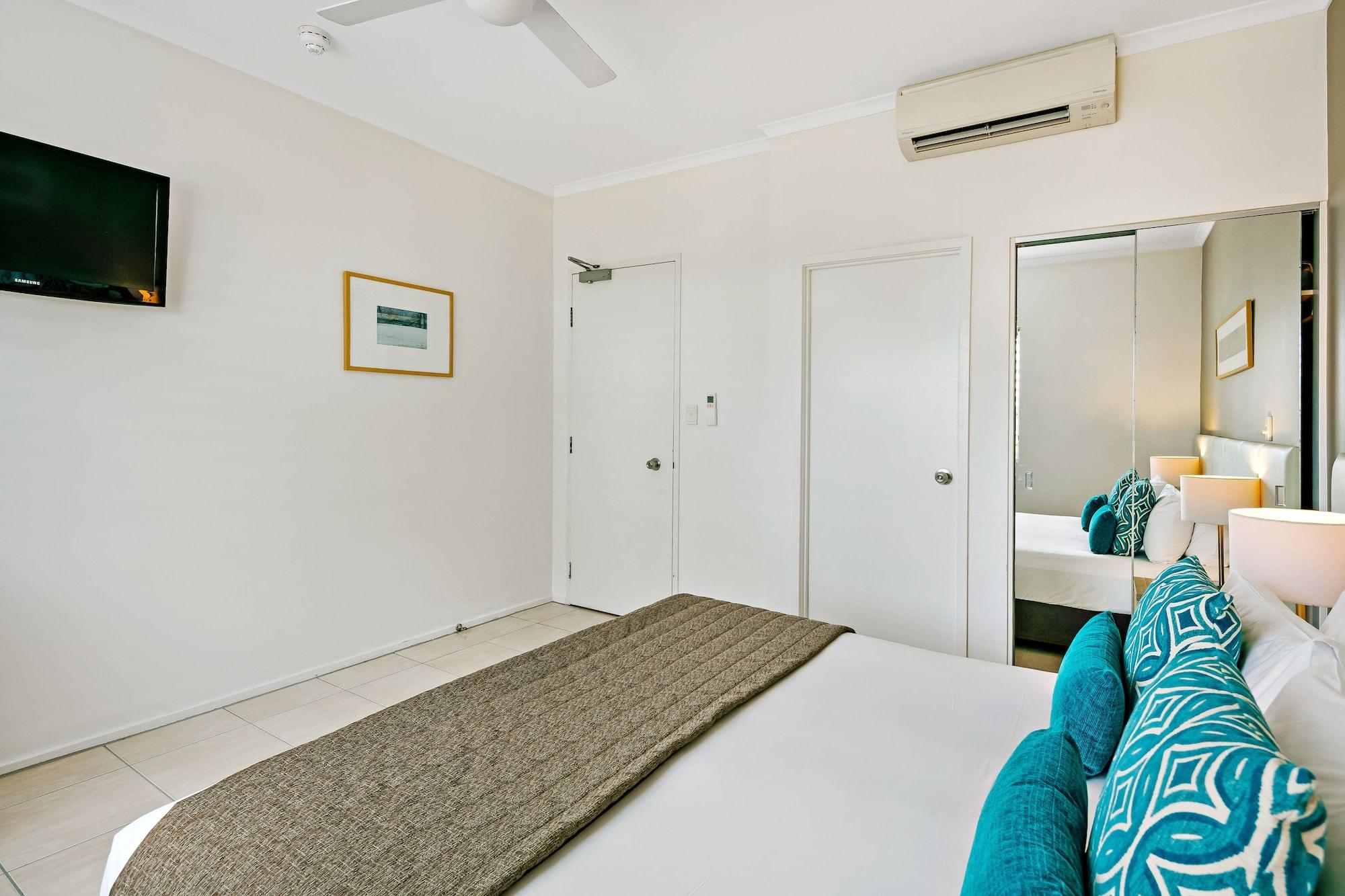 Mantra Portsea Hotel Порт Дъглас Екстериор снимка